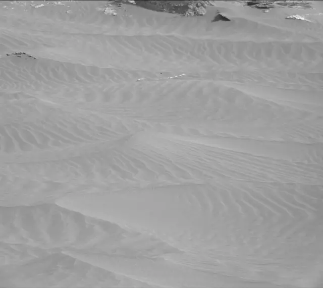 Sol 1653: Mast Camera (Mastcam)