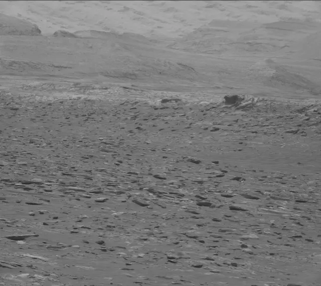 Sol 1657: Mast Camera (Mastcam)