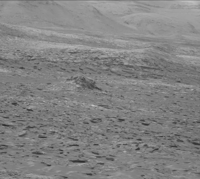 Sol 1657: Mast Camera (Mastcam)