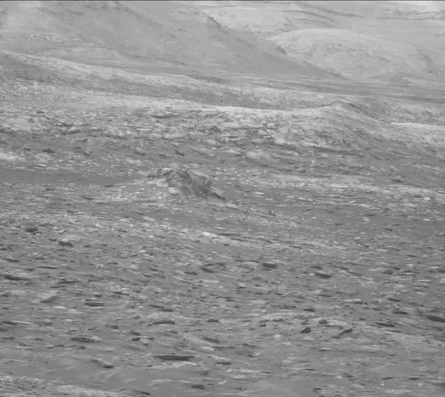 Sol 1657: Mast Camera (Mastcam)