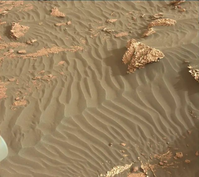 Sol 1659: Mast Camera (Mastcam)