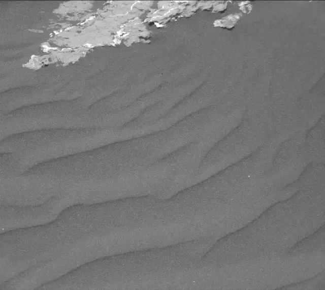 Sol 1659: Mast Camera (Mastcam)