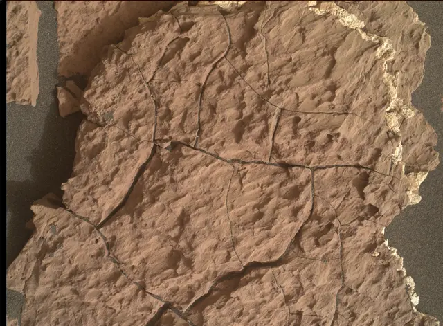 Sol 1661: Mars Hand Lens Imager (MAHLI)