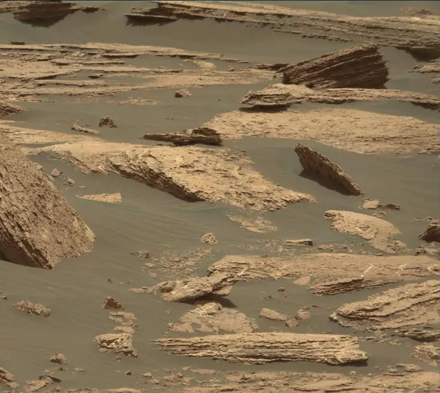 Sol 1664: Mast Camera (Mastcam)
