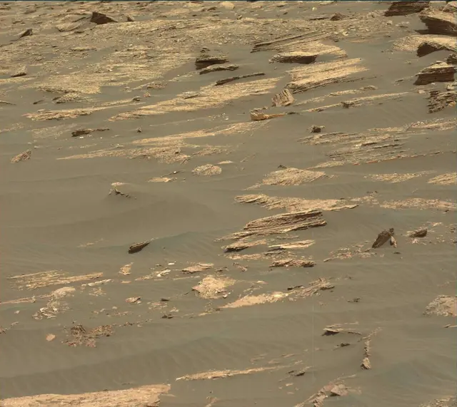 Sol 1666: Mast Camera (Mastcam)