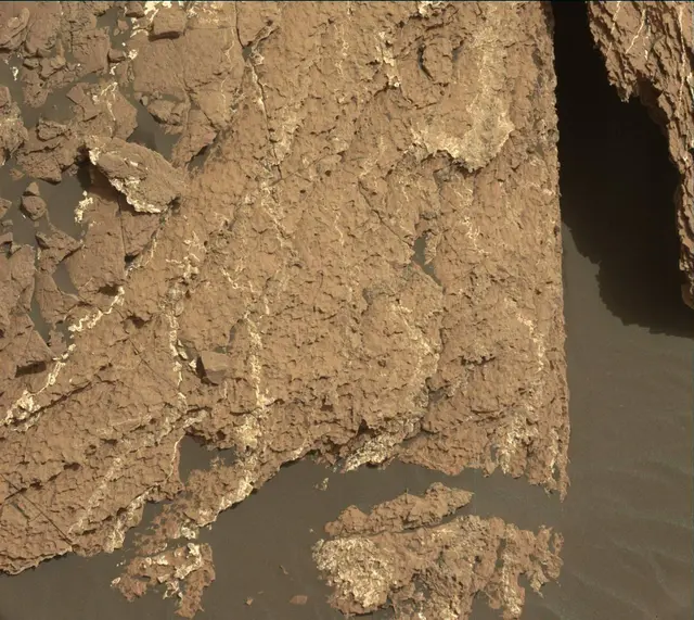 Sol 1666: Mast Camera (Mastcam)