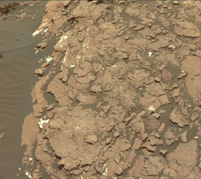 Sol 1668: Mast Camera (Mastcam)
