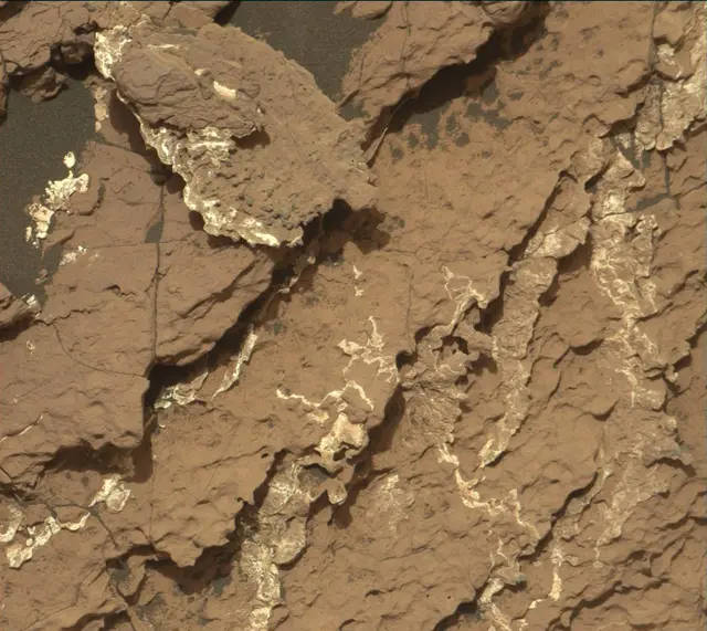 Sol 1668: Mast Camera (Mastcam)