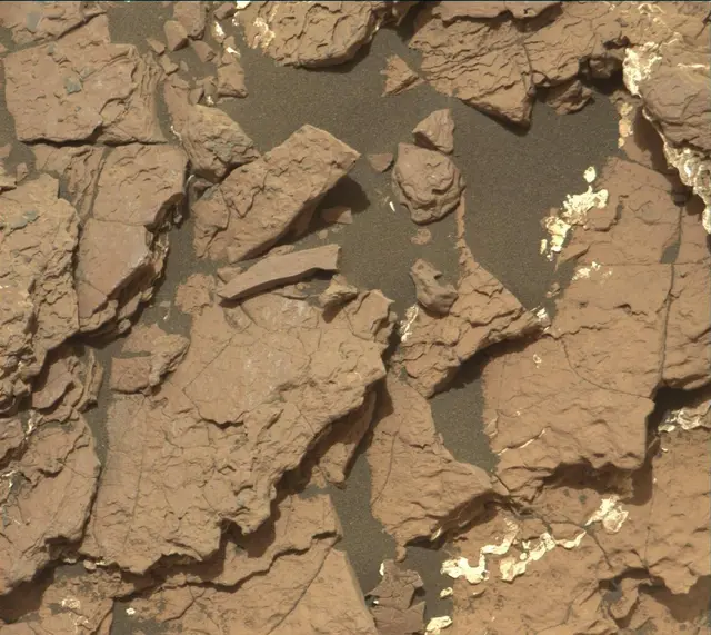 Sol 1668: Mast Camera (Mastcam)