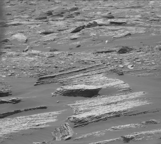 Sol 1668: Mast Camera (Mastcam)