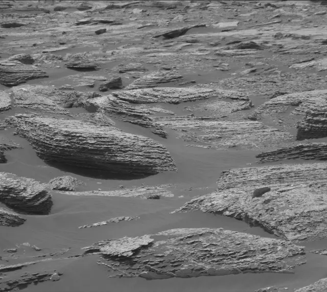 Sol 1668: Mast Camera (Mastcam)