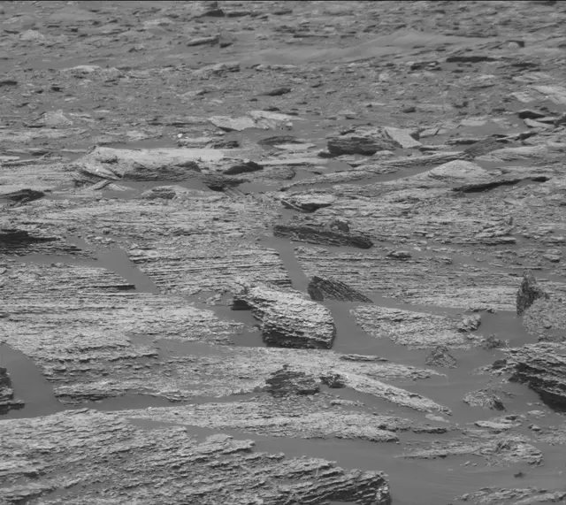 Sol 1668: Mast Camera (Mastcam)