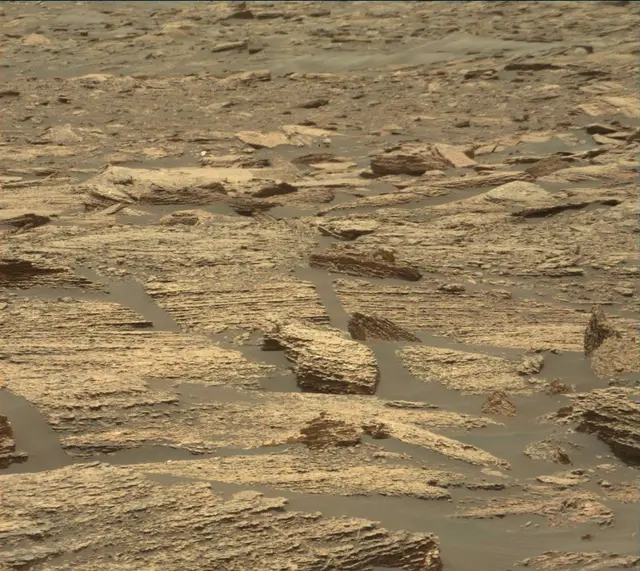 Sol 1668: Mast Camera (Mastcam)