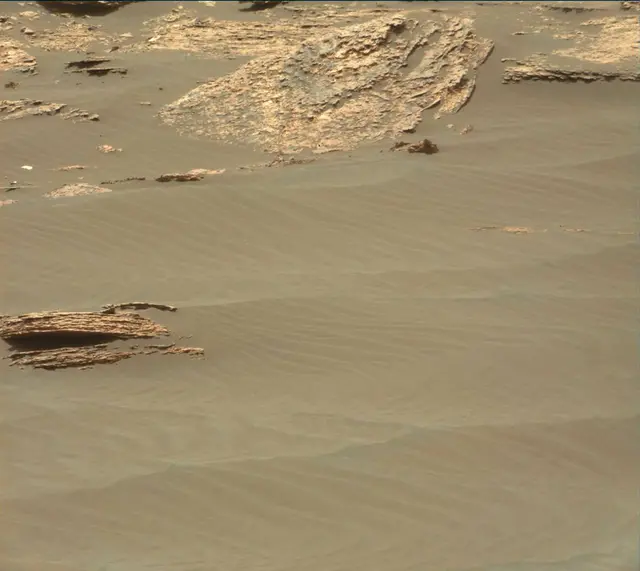 Sol 1668: Mast Camera (Mastcam)