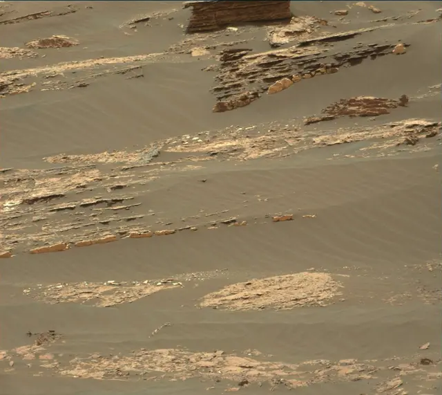 Sol 1668: Mast Camera (Mastcam)
