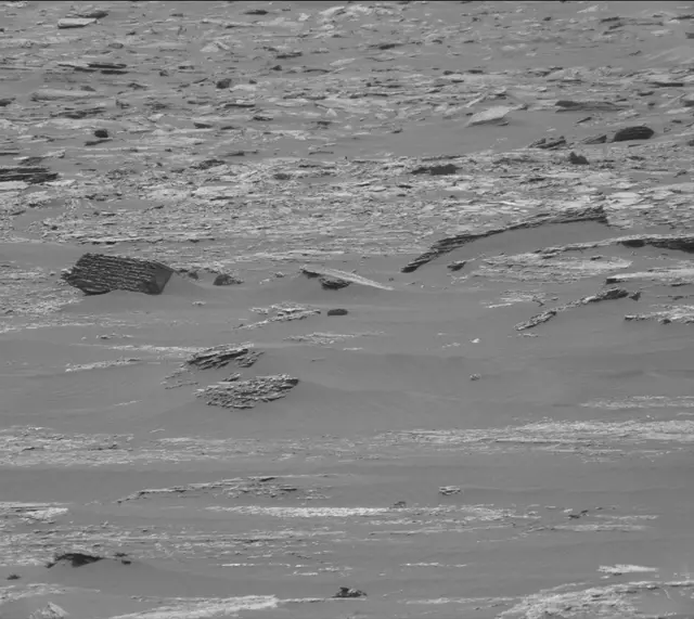 Sol 1668: Mast Camera (Mastcam)