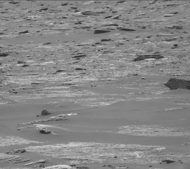 Sol 1668: Mast Camera (Mastcam)