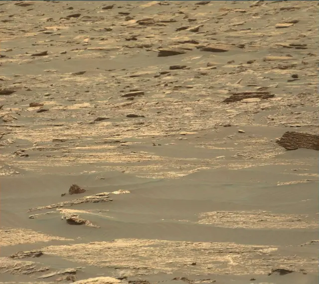 Sol 1668: Mast Camera (Mastcam)