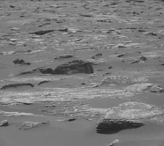 Sol 1668: Mast Camera (Mastcam)