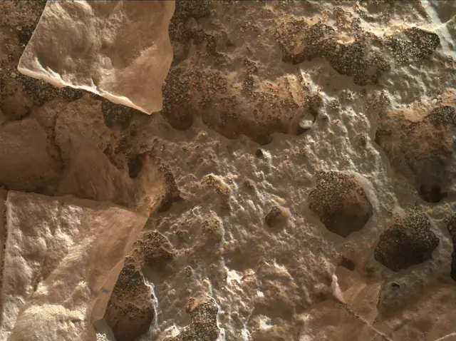 Sol 1668: Mars Hand Lens Imager (MAHLI)