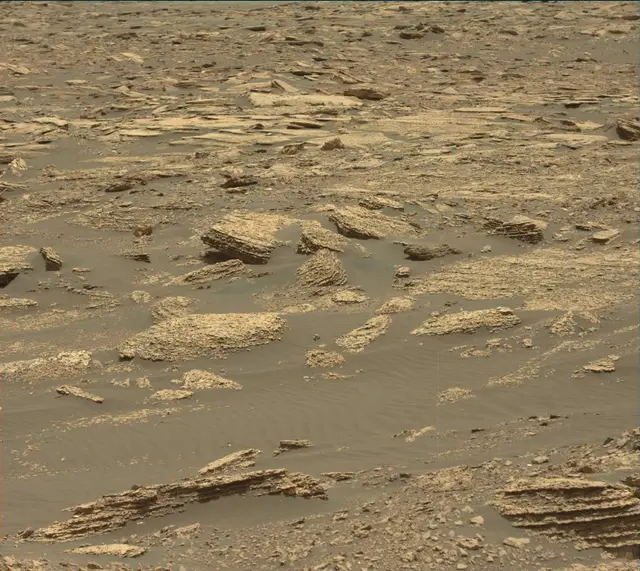 Sol 1669: Mast Camera (Mastcam)