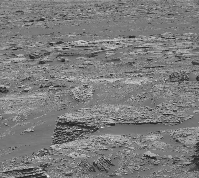 Sol 1669: Mast Camera (Mastcam)