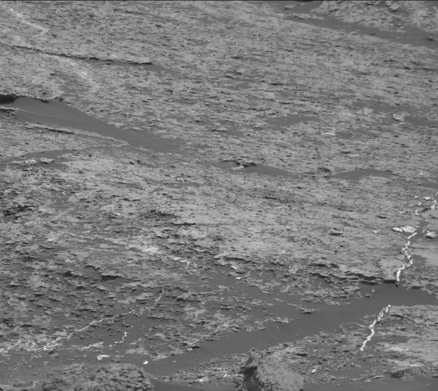 Sol 1671: Mast Camera (Mastcam)