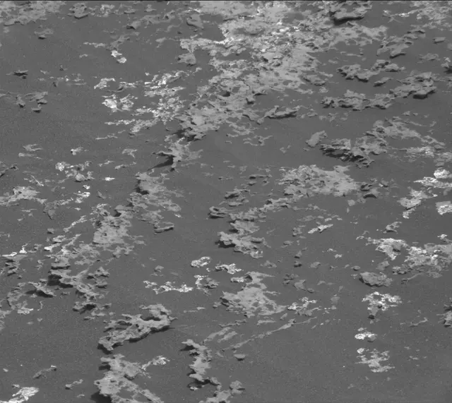 Sol 1671: Mast Camera (Mastcam)