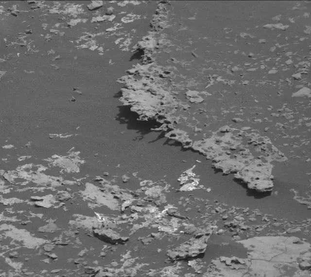 Sol 1671: Mast Camera (Mastcam)