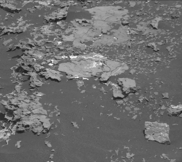 Sol 1671: Mast Camera (Mastcam)