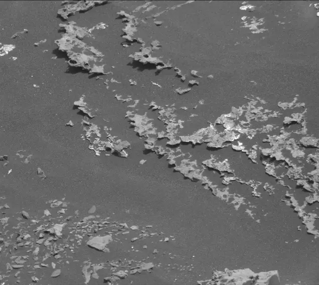 Sol 1671: Mast Camera (Mastcam)