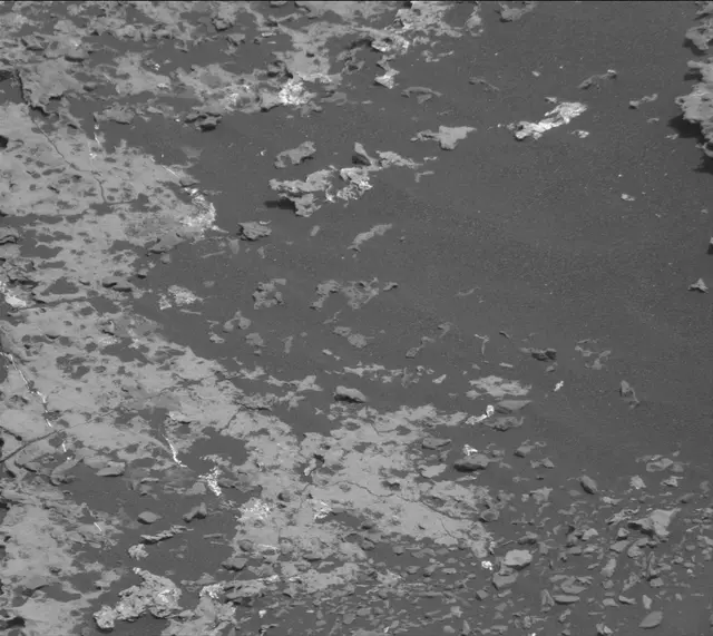 Sol 1671: Mast Camera (Mastcam)
