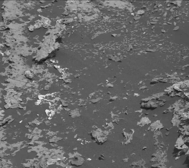 Sol 1671: Mast Camera (Mastcam)