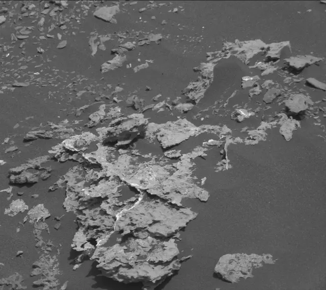 Sol 1671: Mast Camera (Mastcam)