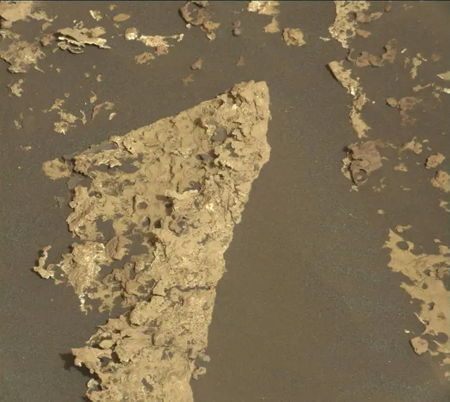 Sol 1671: Mast Camera (Mastcam)