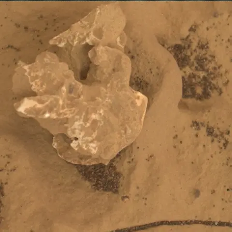Sol 1671: Mars Hand Lens Imager (MAHLI)