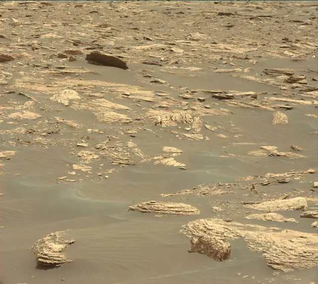 Sol 1672: Mast Camera (Mastcam)