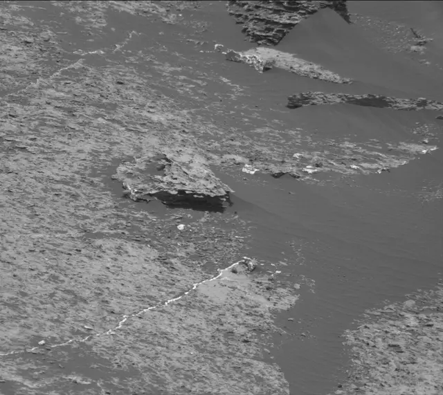 Sol 1672: Mast Camera (Mastcam)