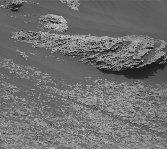 Sol 1672: Mast Camera (Mastcam)