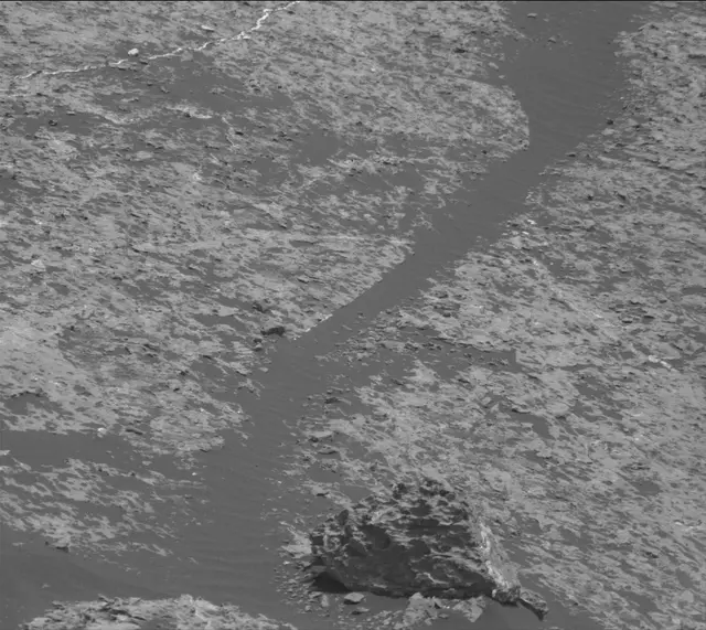 Sol 1672: Mast Camera (Mastcam)