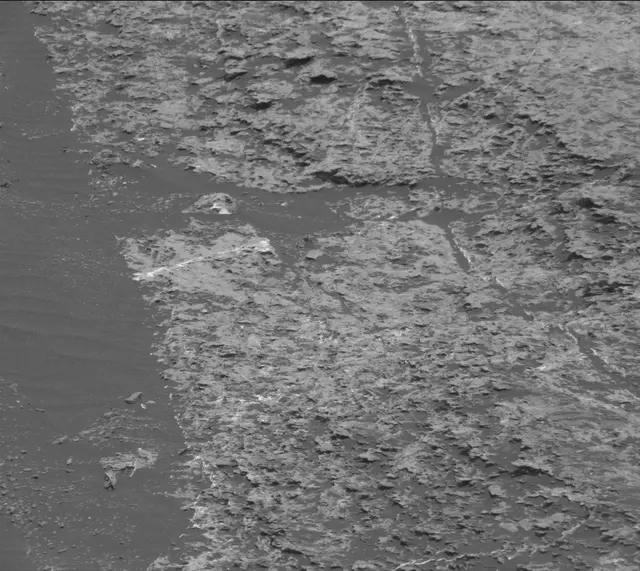 Sol 1672: Mast Camera (Mastcam)