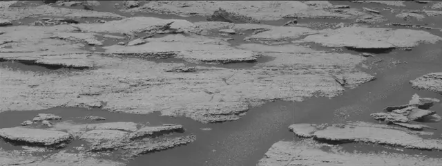 Sol 1673: Mast Camera (Mastcam)