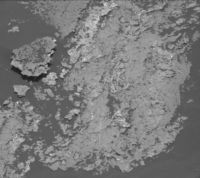 Sol 1673: Mast Camera (Mastcam)
