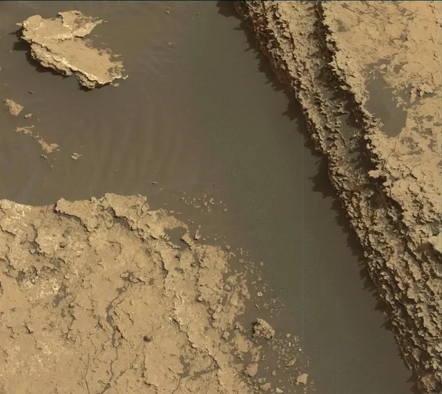 Sol 1673: Mast Camera (Mastcam)