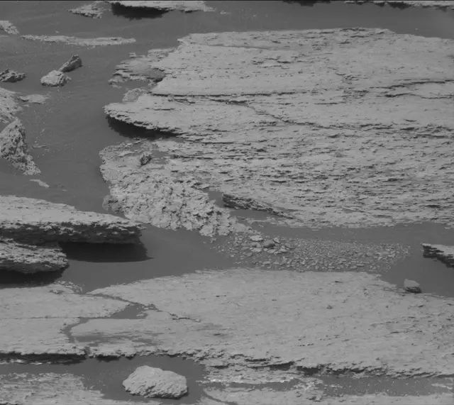 Sol 1673: Mast Camera (Mastcam)