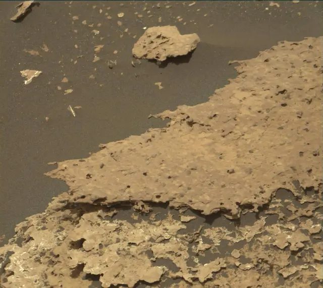 Sol 1673: Mast Camera (Mastcam)