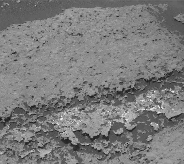 Sol 1673: Mast Camera (Mastcam)