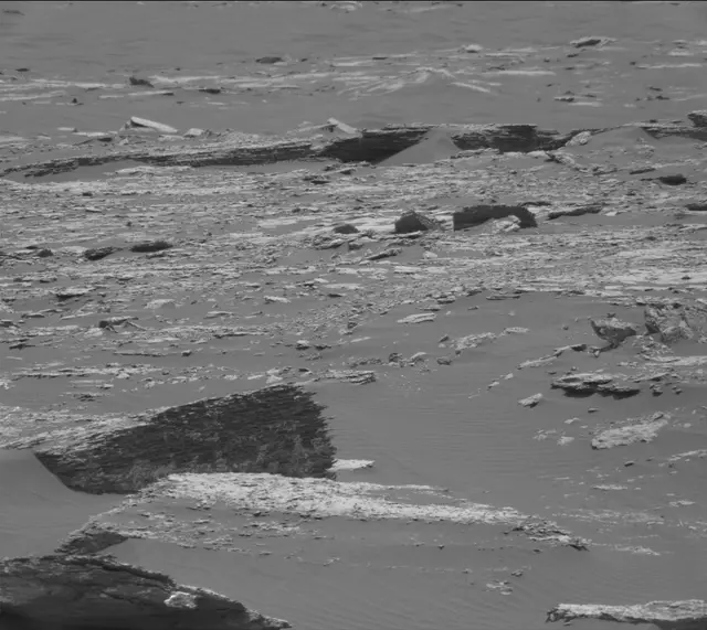Sol 1673: Mast Camera (Mastcam)