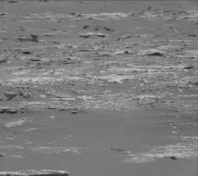 Sol 1673: Mast Camera (Mastcam)