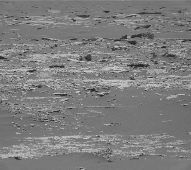 Sol 1673: Mast Camera (Mastcam)